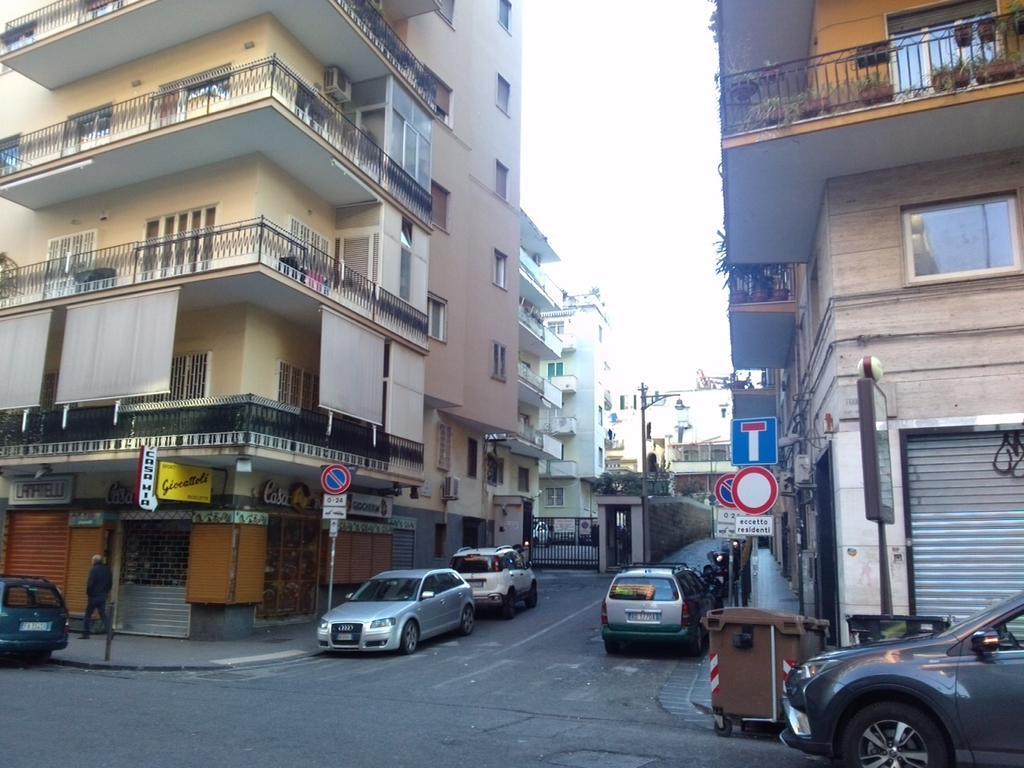 Bed and Breakfast Domus Aurea Neapel Exterior foto