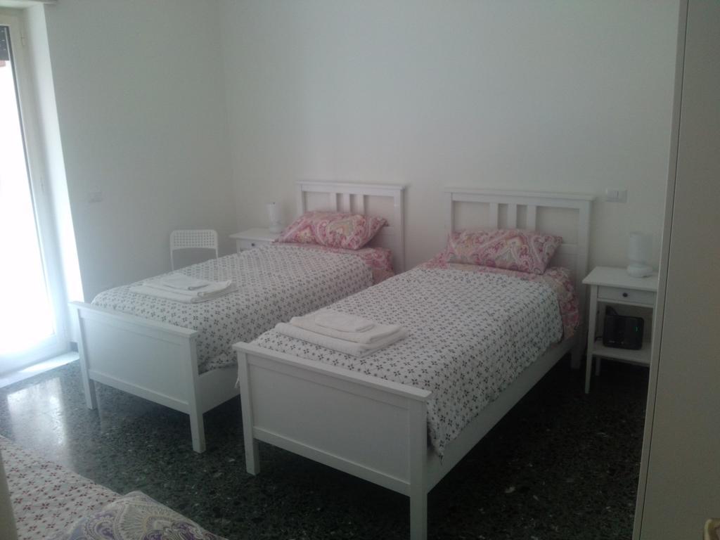 Bed and Breakfast Domus Aurea Neapel Exterior foto